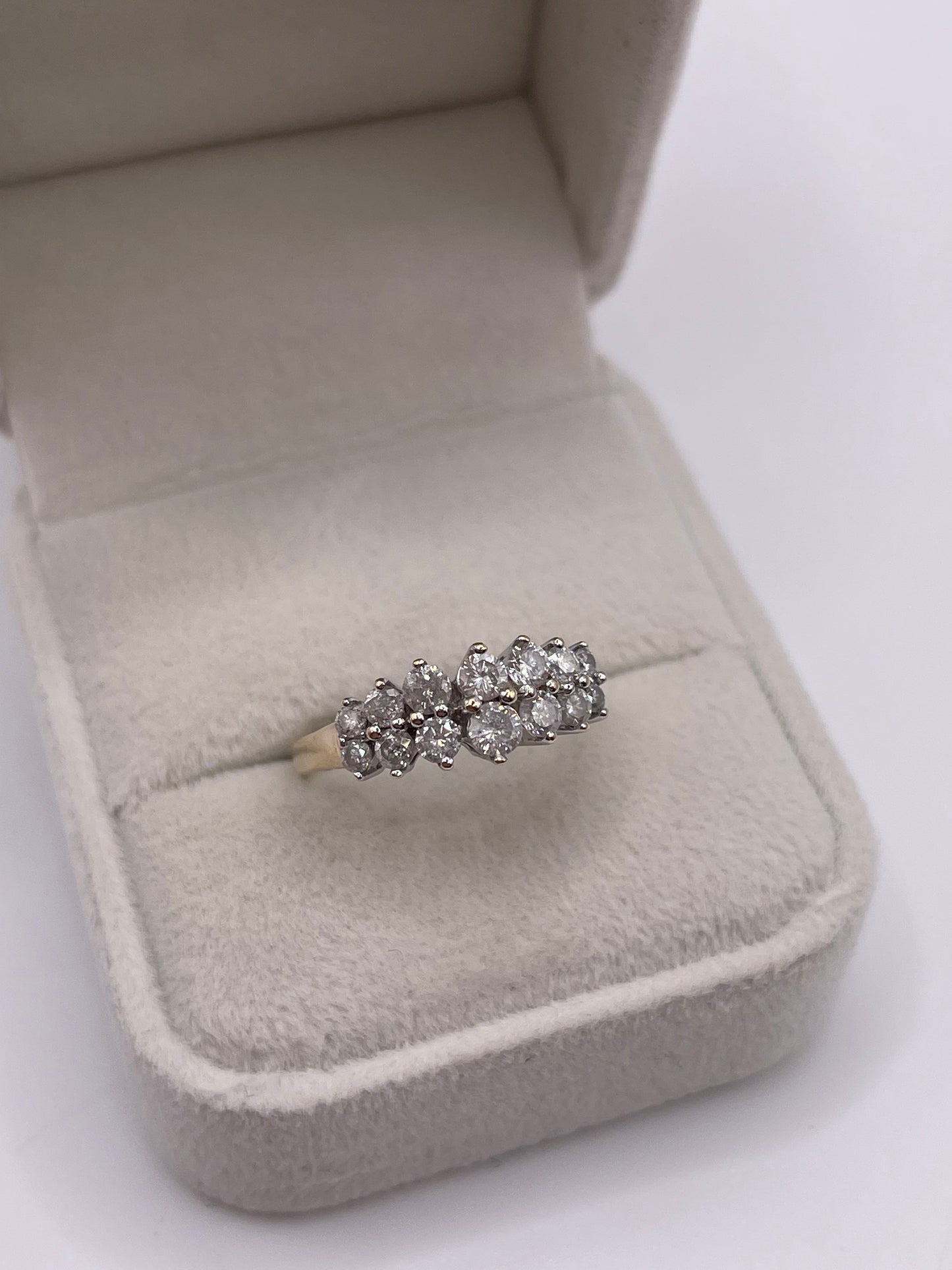 9ct gold diamond cluster ring