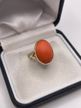 Load image into Gallery viewer, 18ct gold coral ring

