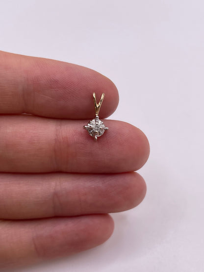 9ct gold diamond pendant
