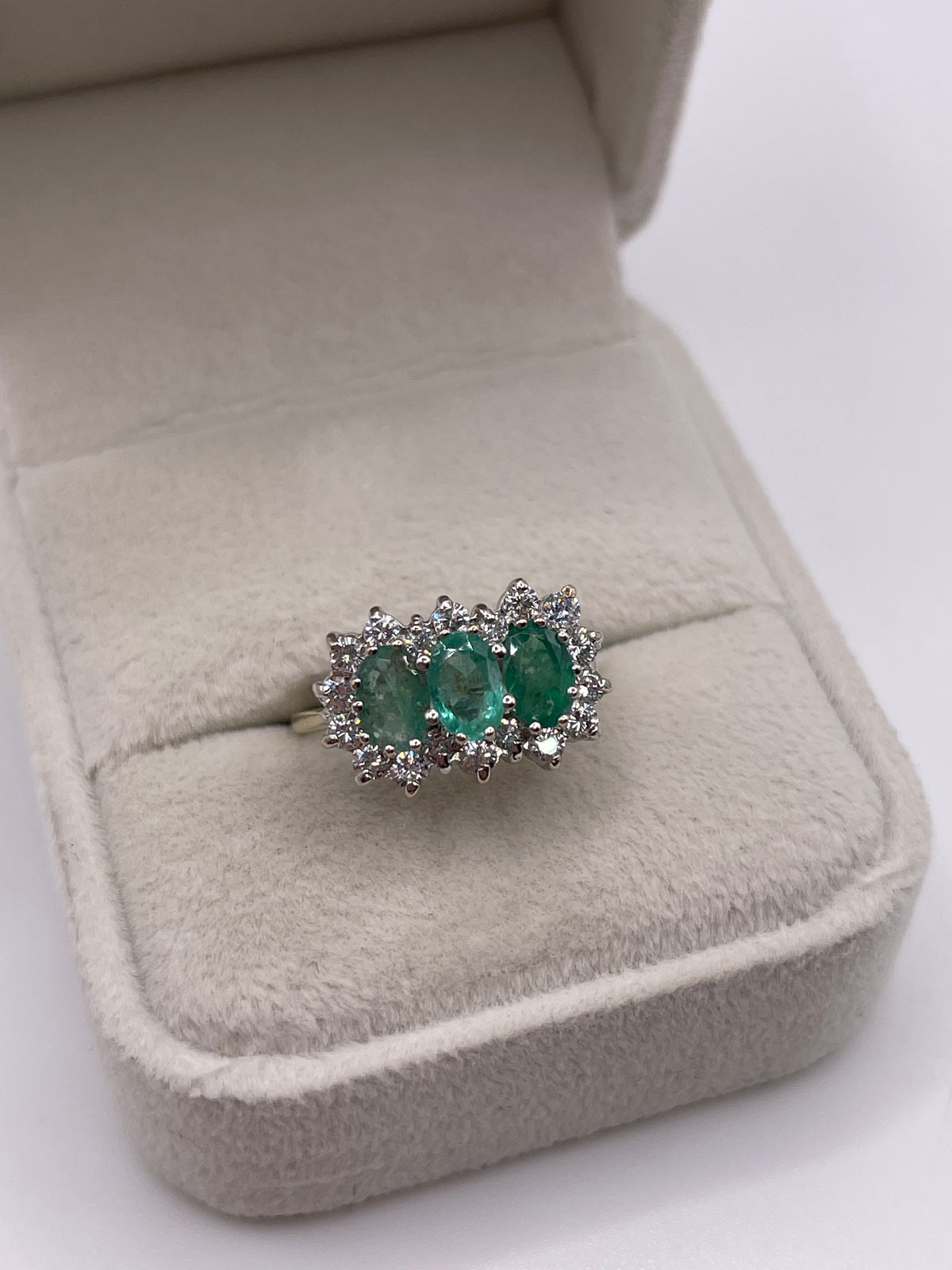 9ct gold emerald and cz ring