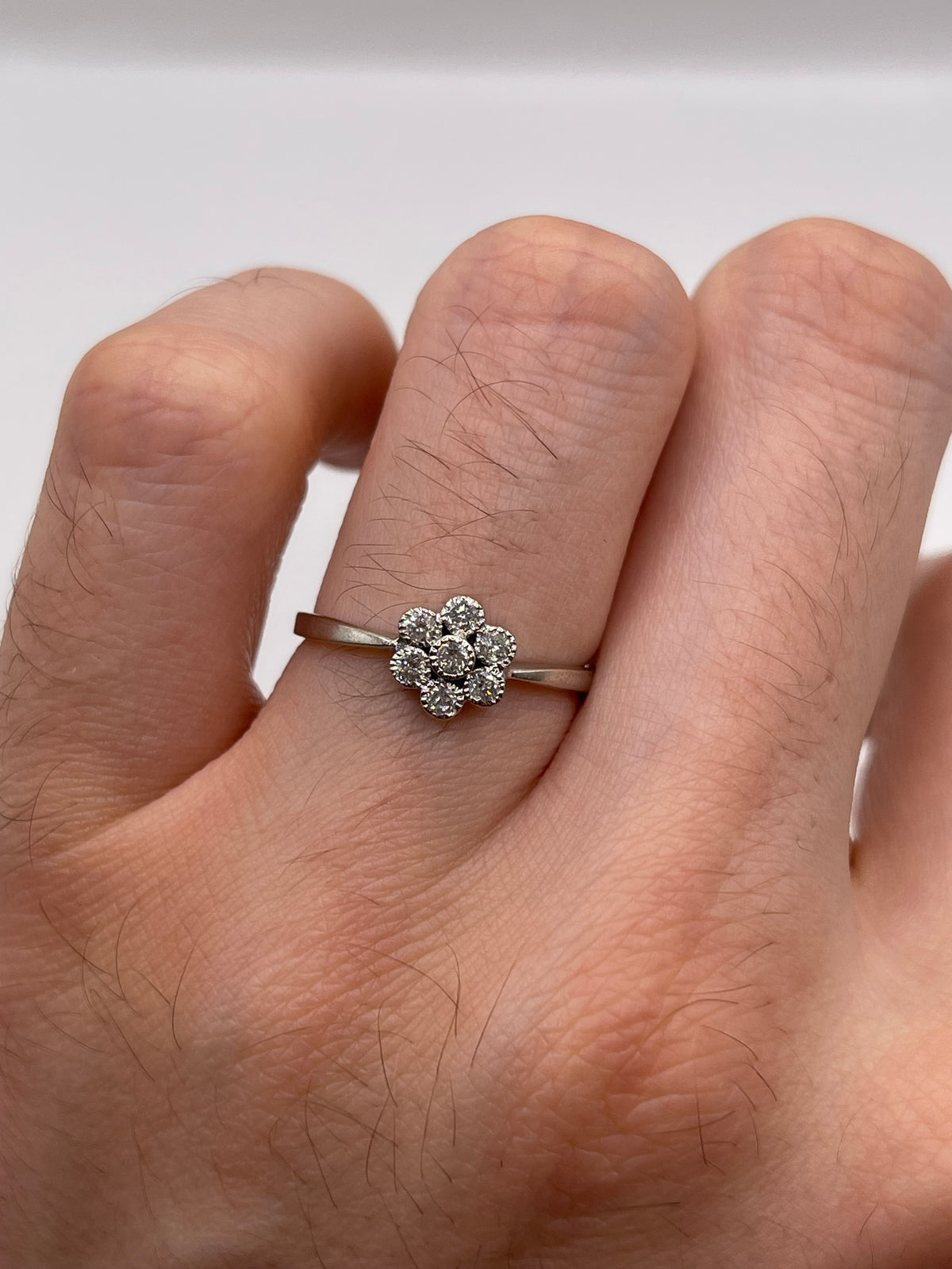 9ct white gold diamond cluster ring