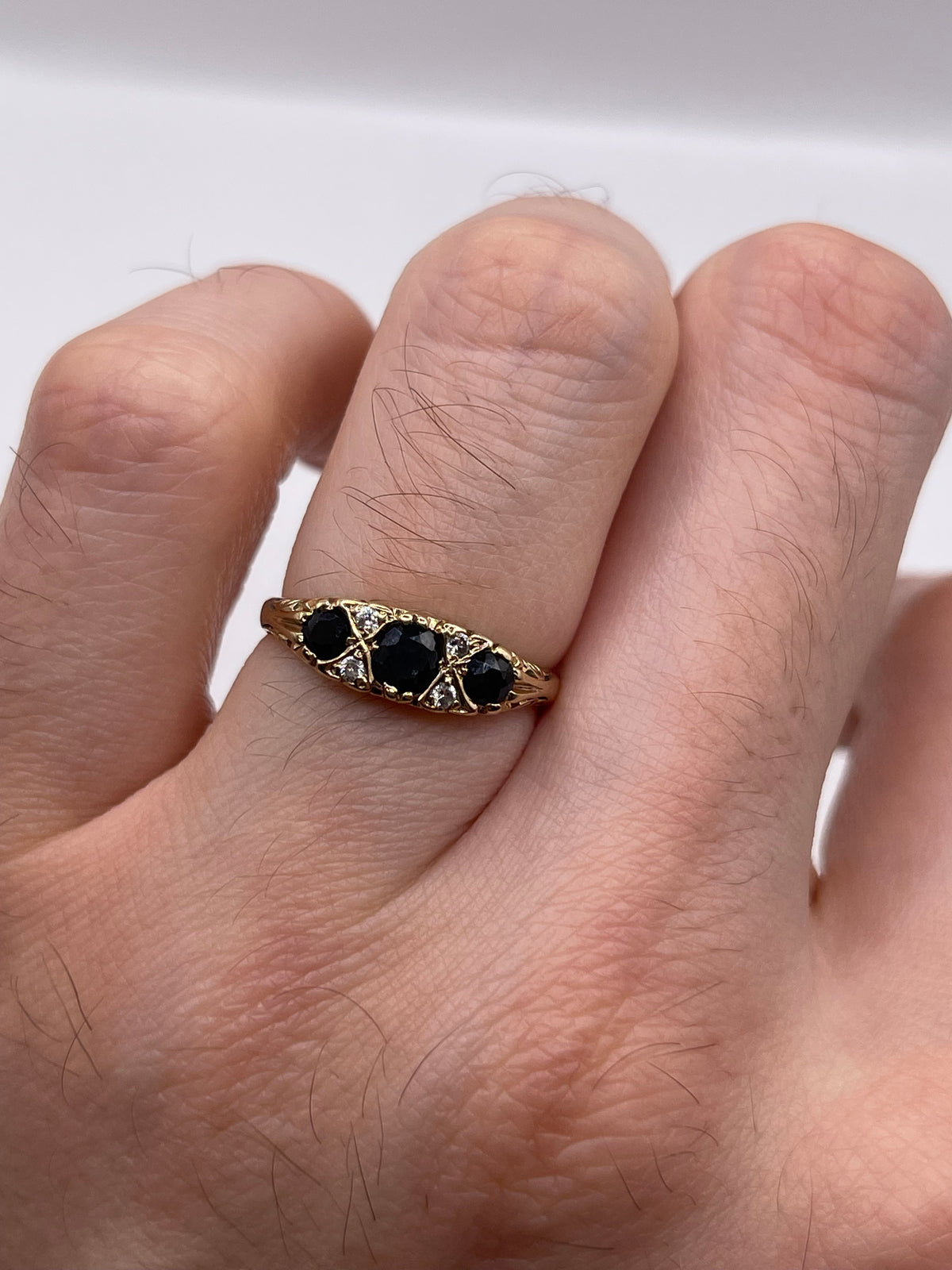 9ct gold sapphire and cz ring