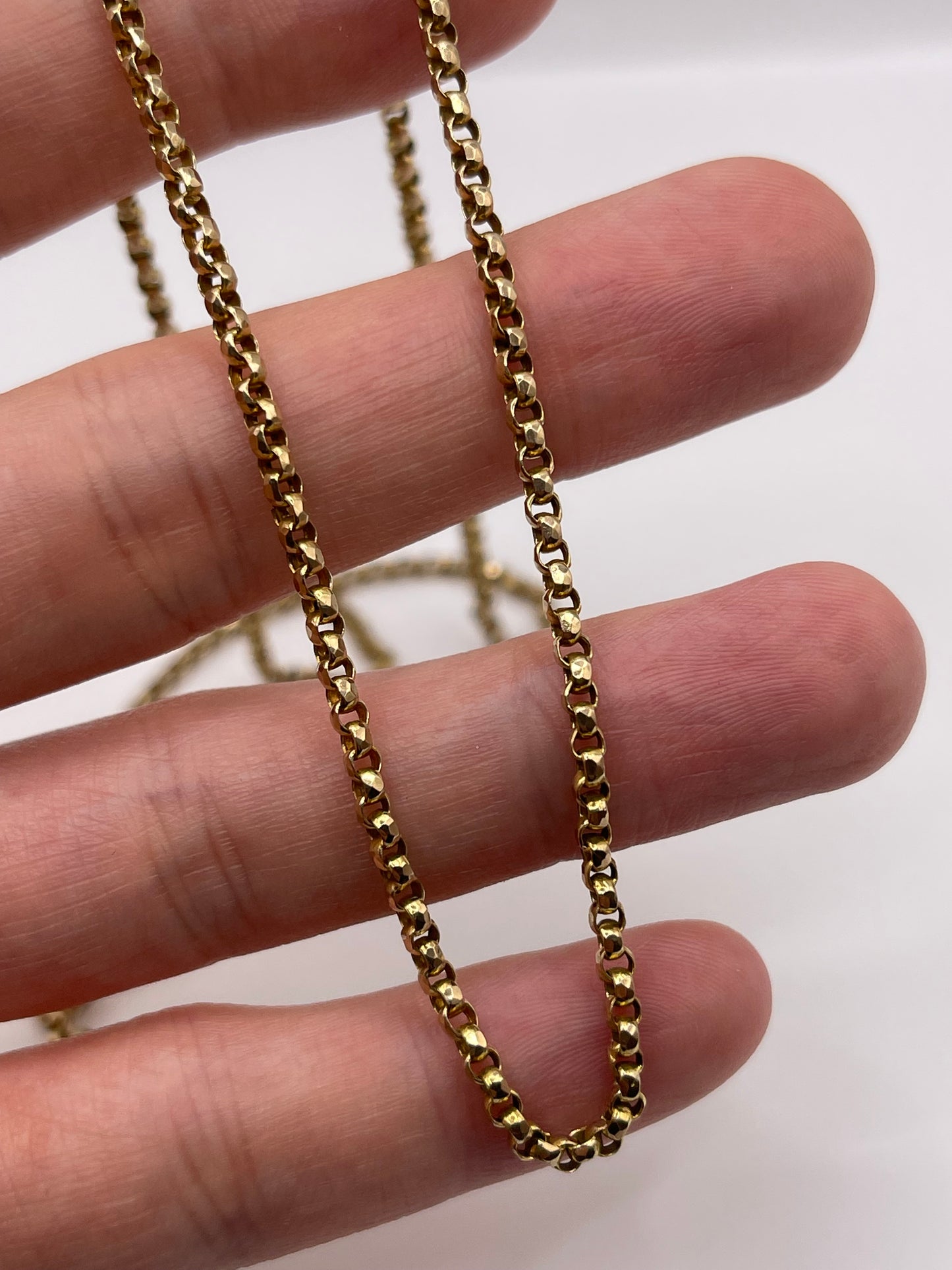 9ct gold chain 185