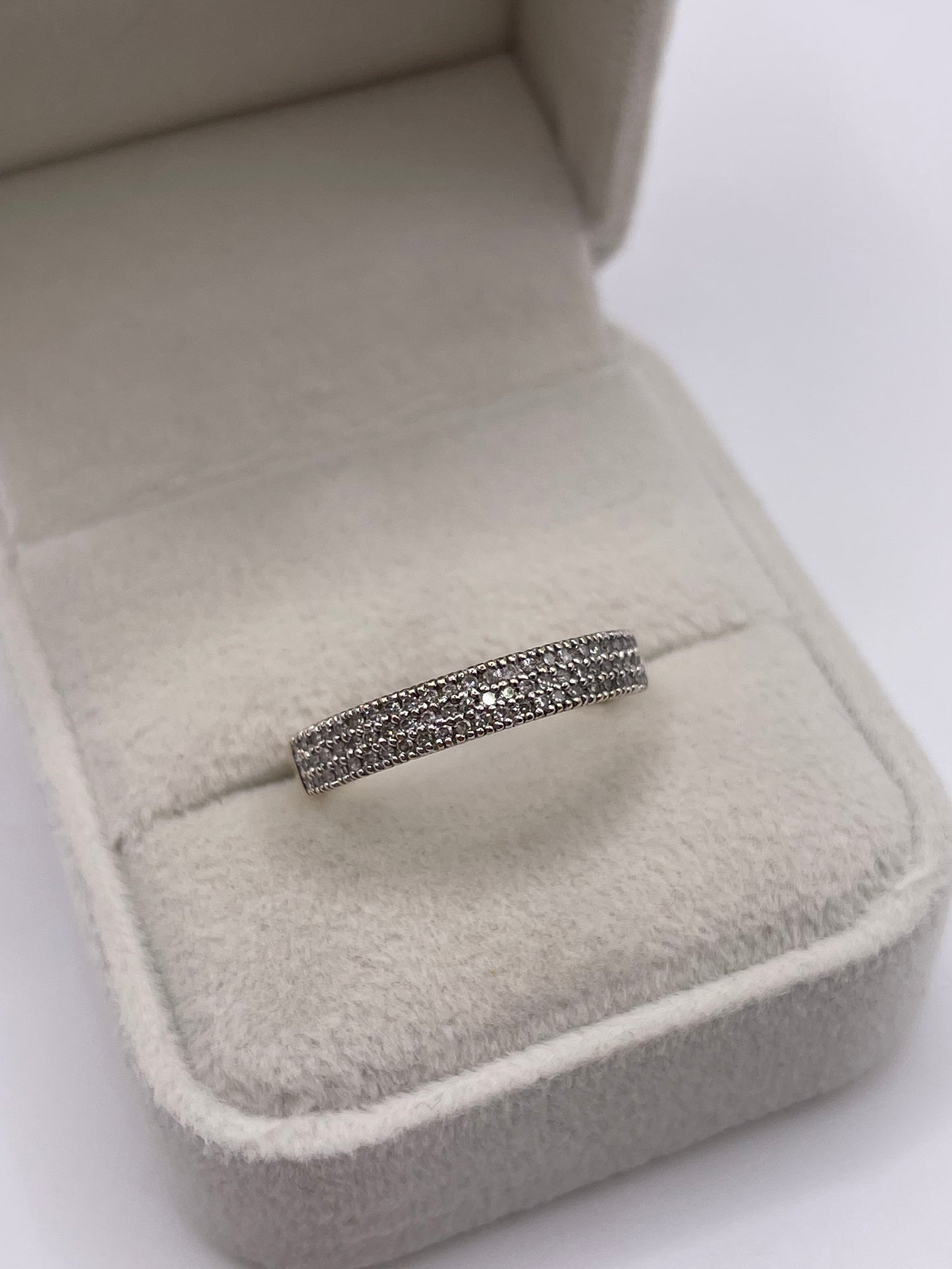 9ct gold diamond cluster ring
