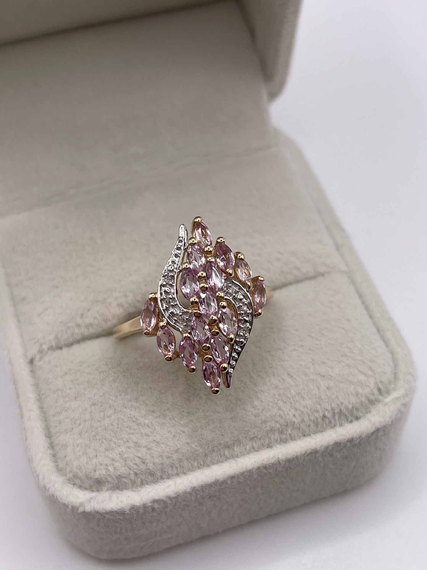 9ct gold pink sapphire and diamond ring