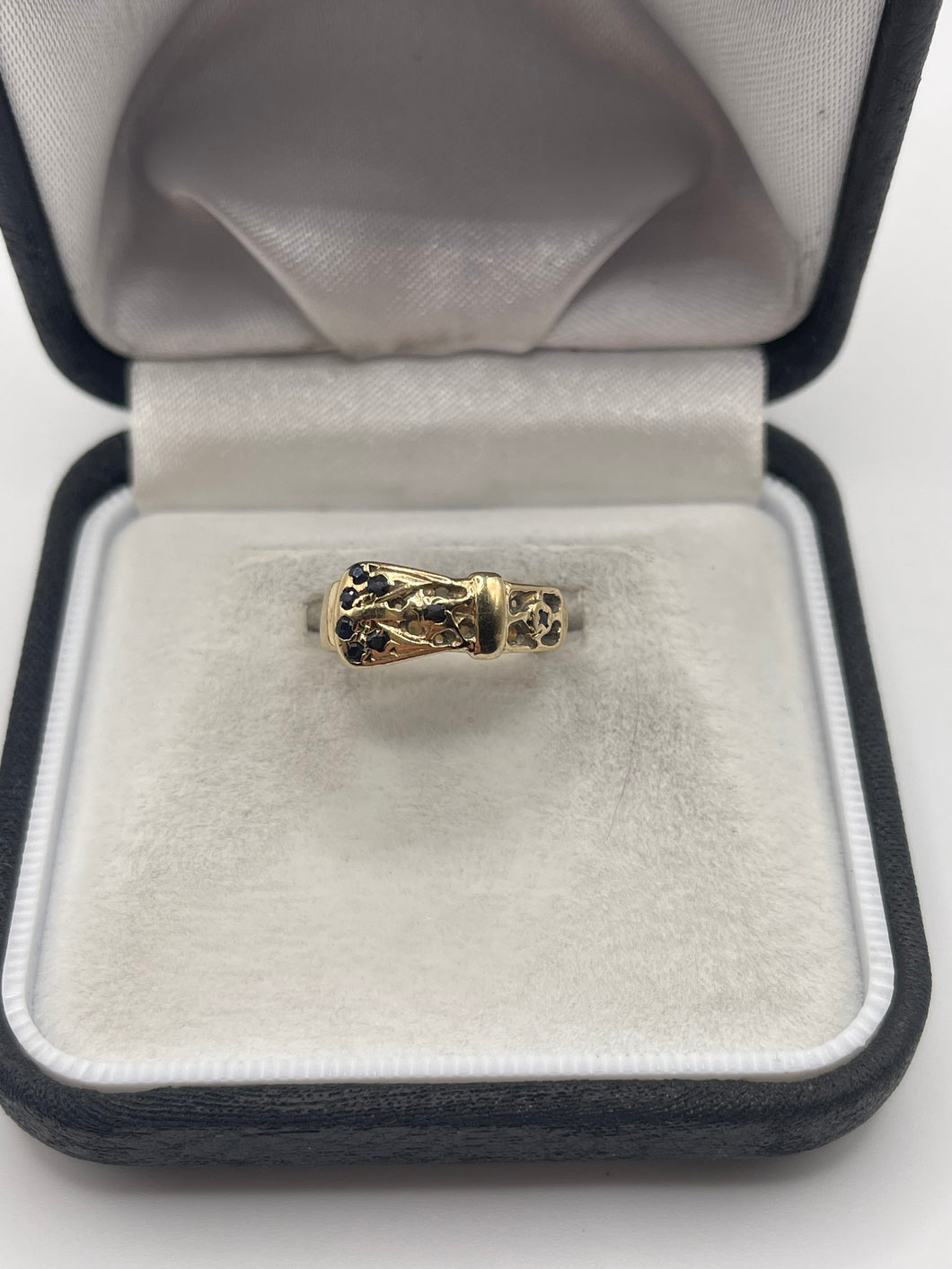 9ct gold sapphire buckle ring
