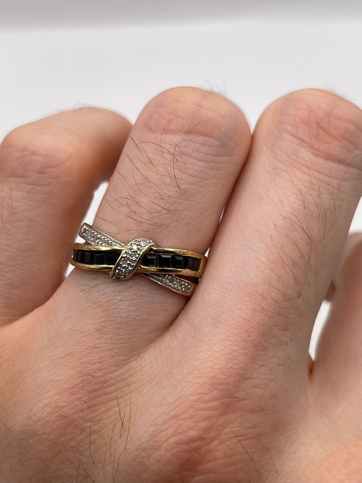 9ct gold sapphire and diamond ring