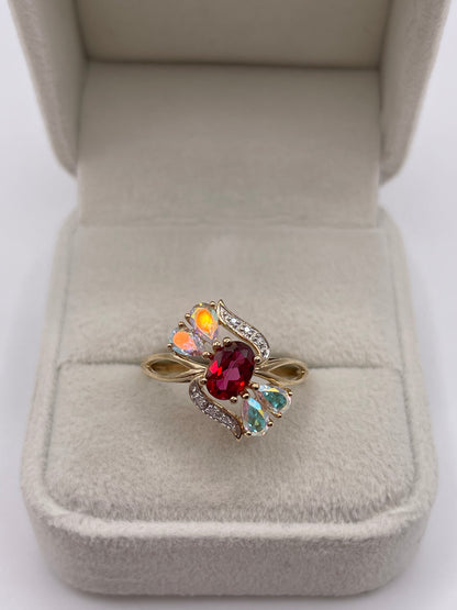 9ct gold topaz and diamond ring
