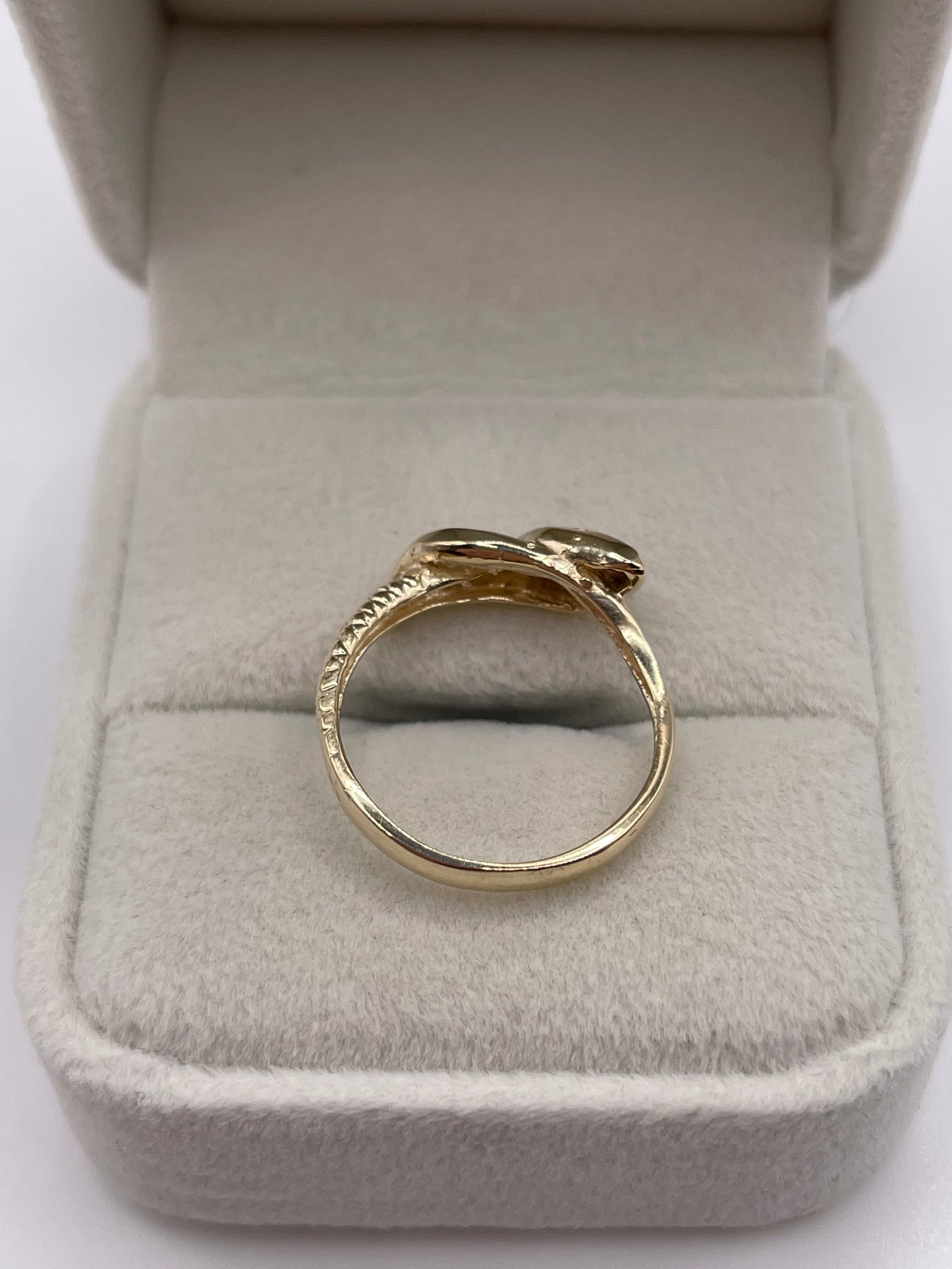 9ct gold emerald snake ring