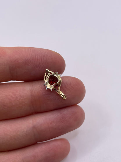 9ct gold garnet and diamond pendant