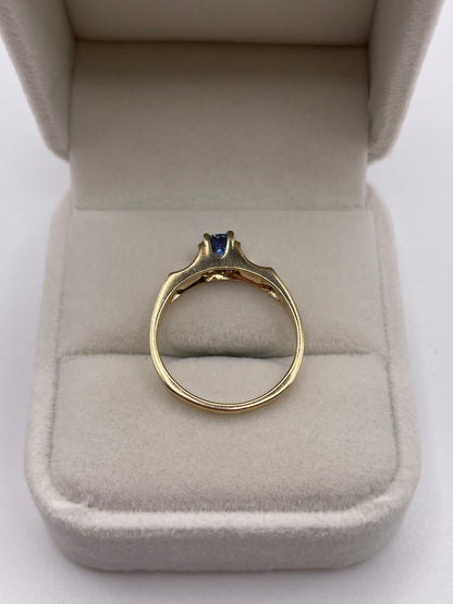 9ct gold tanzanite ring