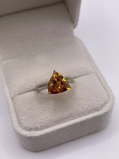 9ct gold citrine and diamond ring