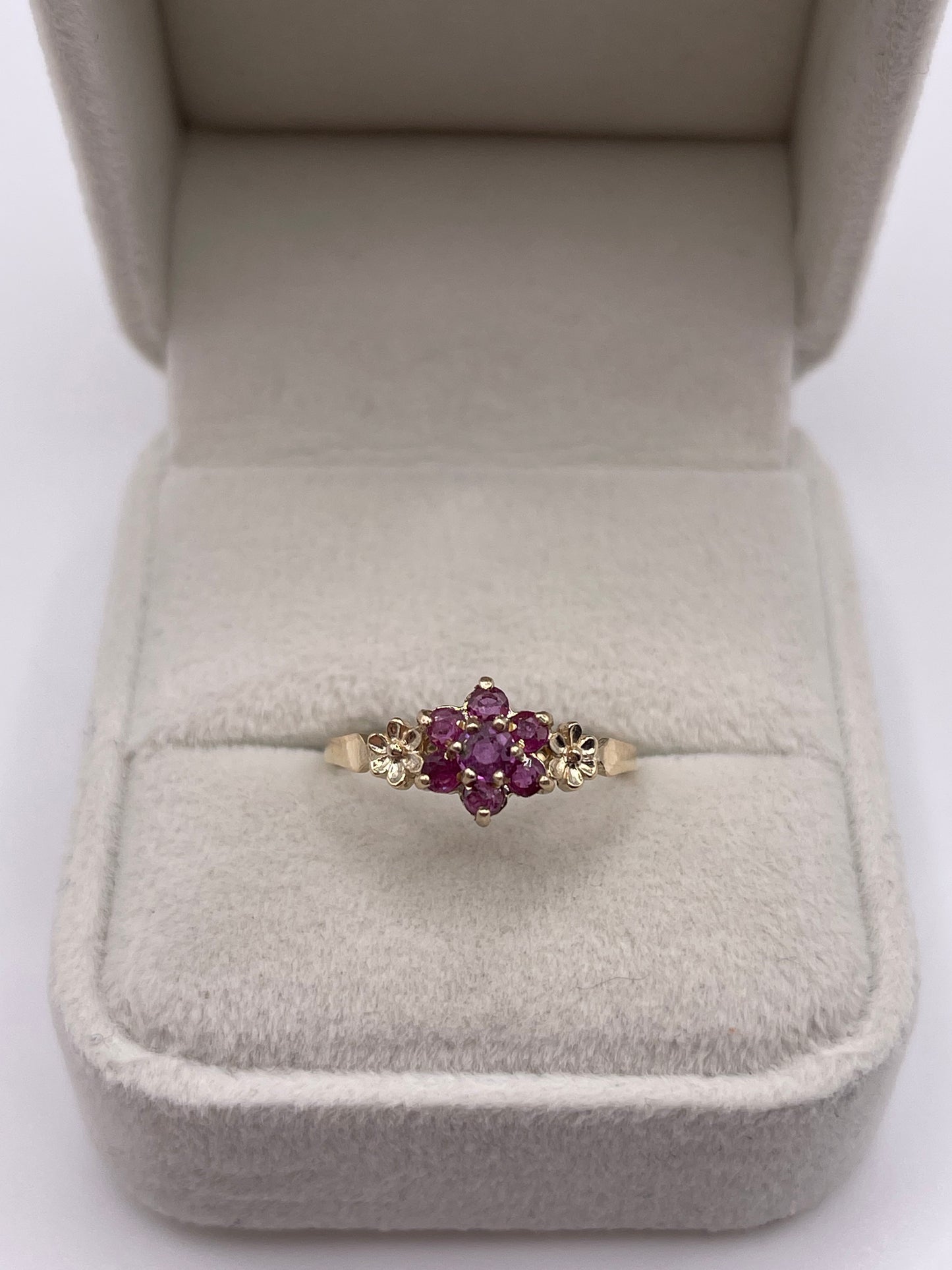 9ct gold ruby cluster ring