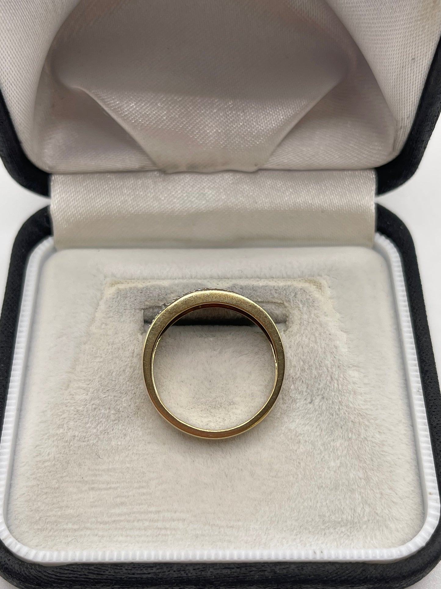 9ct gold diamond cluster ring
