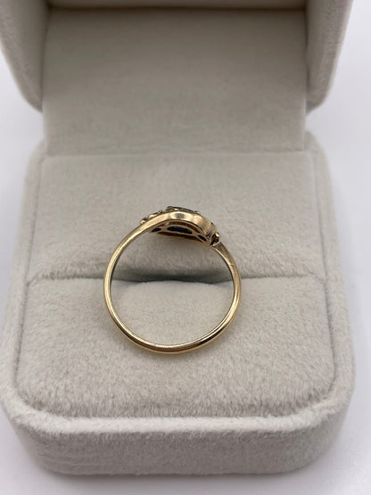 9ct gold sapphire ring