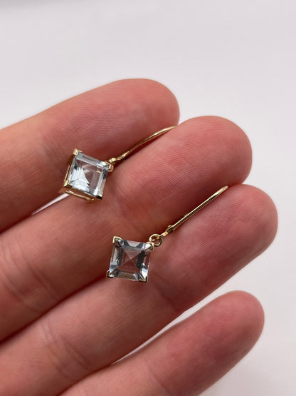 9ct gold aquamarine earrings