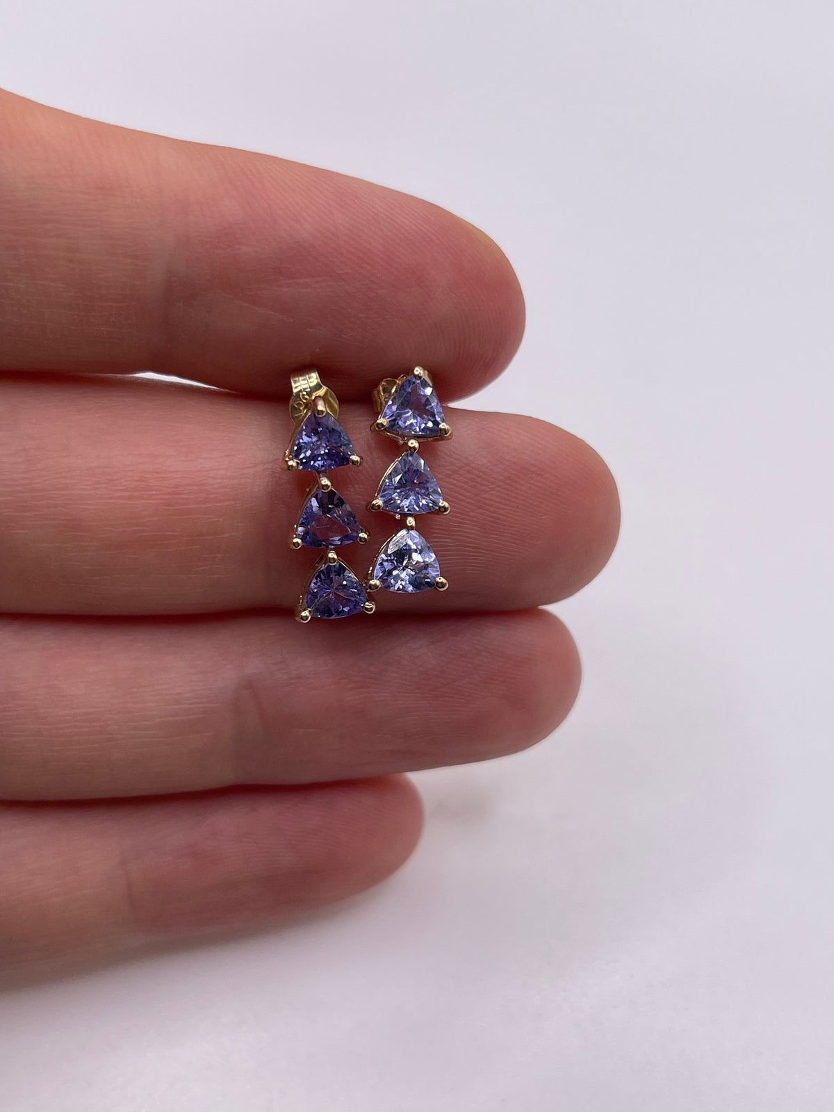 9ct gold tanzanite earrings