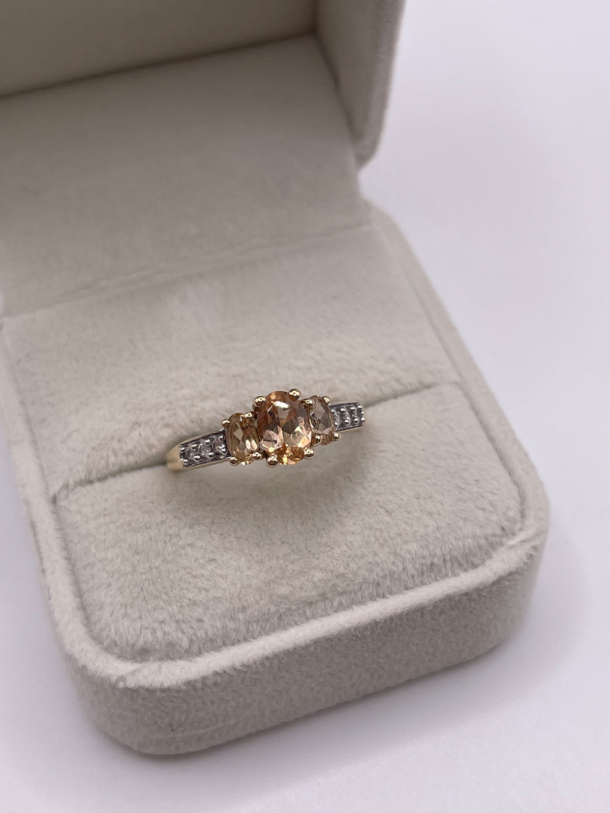 9ct gold topaz and zircon ring