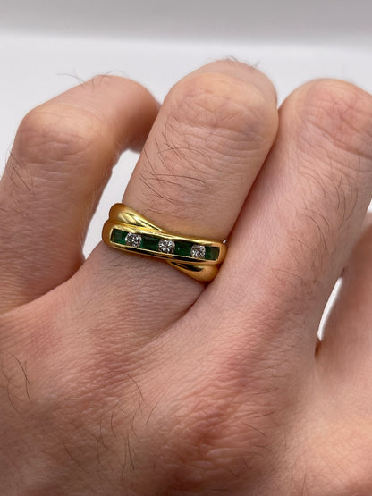18ct gold emerald and diamond ring