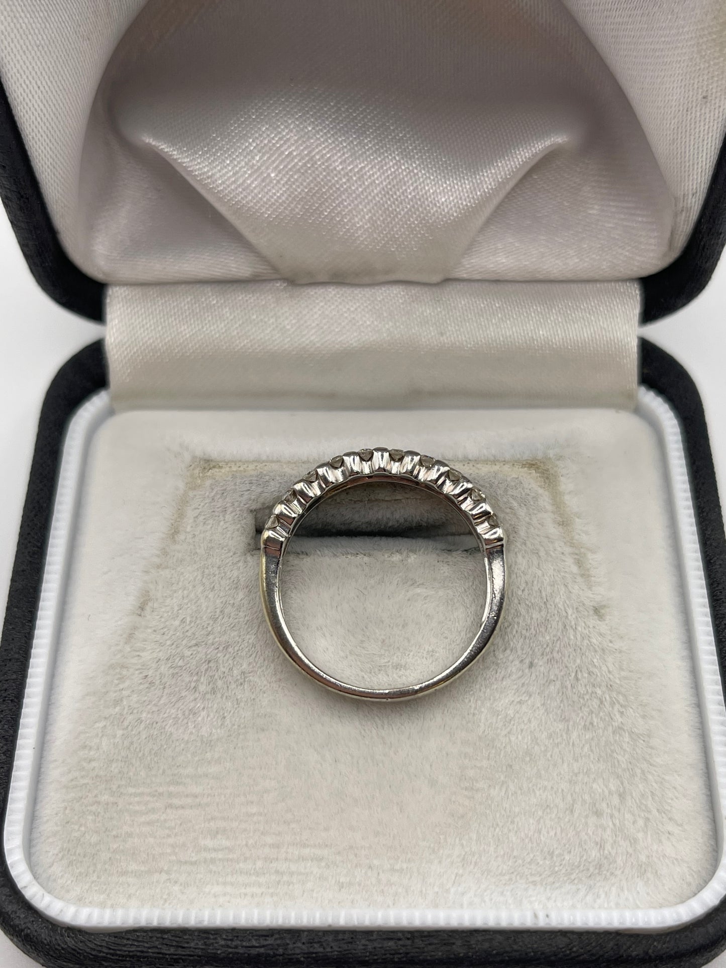 9ct white gold diamond cluster ring