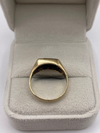 9ct gold onyx and diamond ring