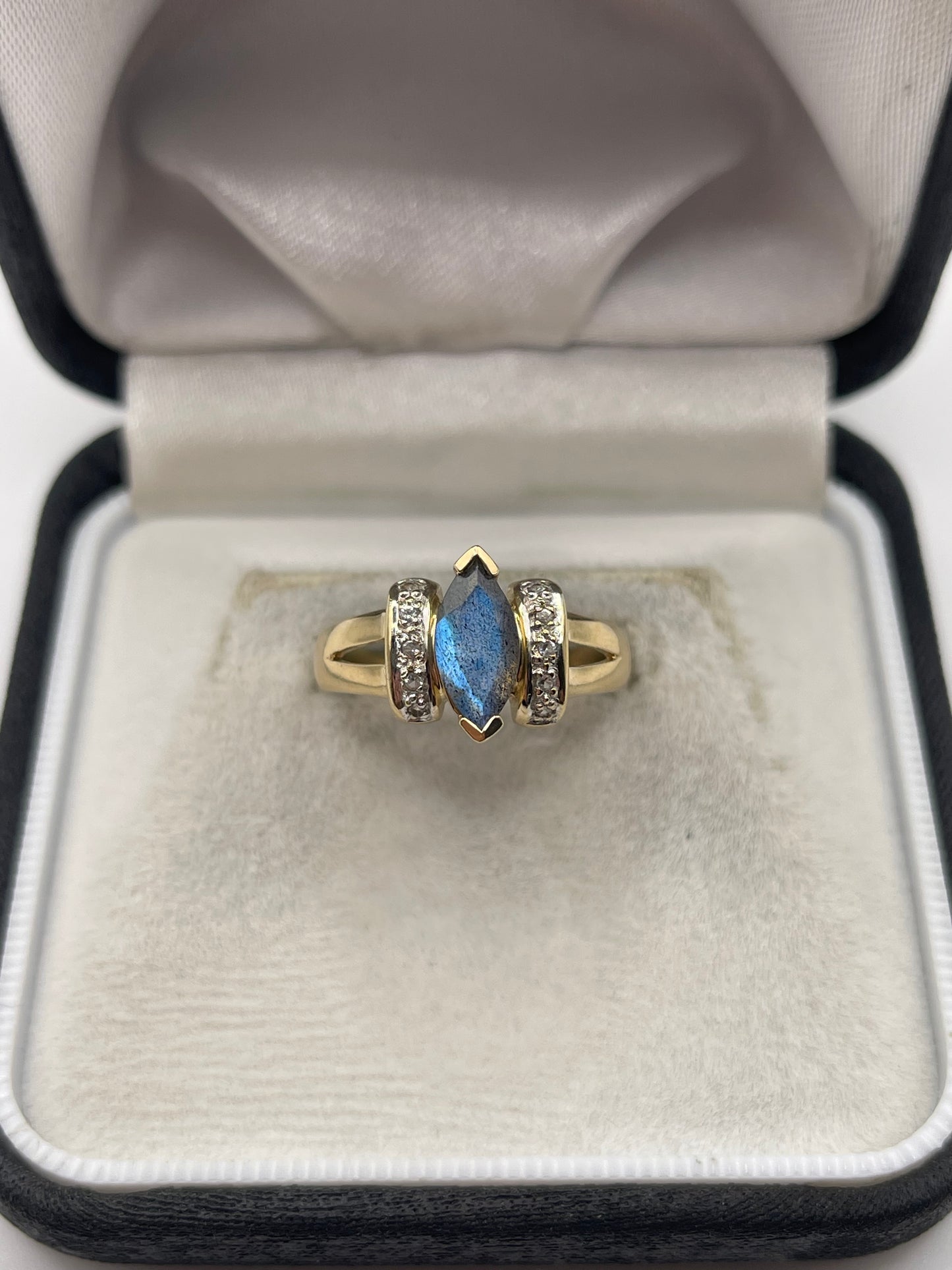 9ct gold labradorite and zircon ring