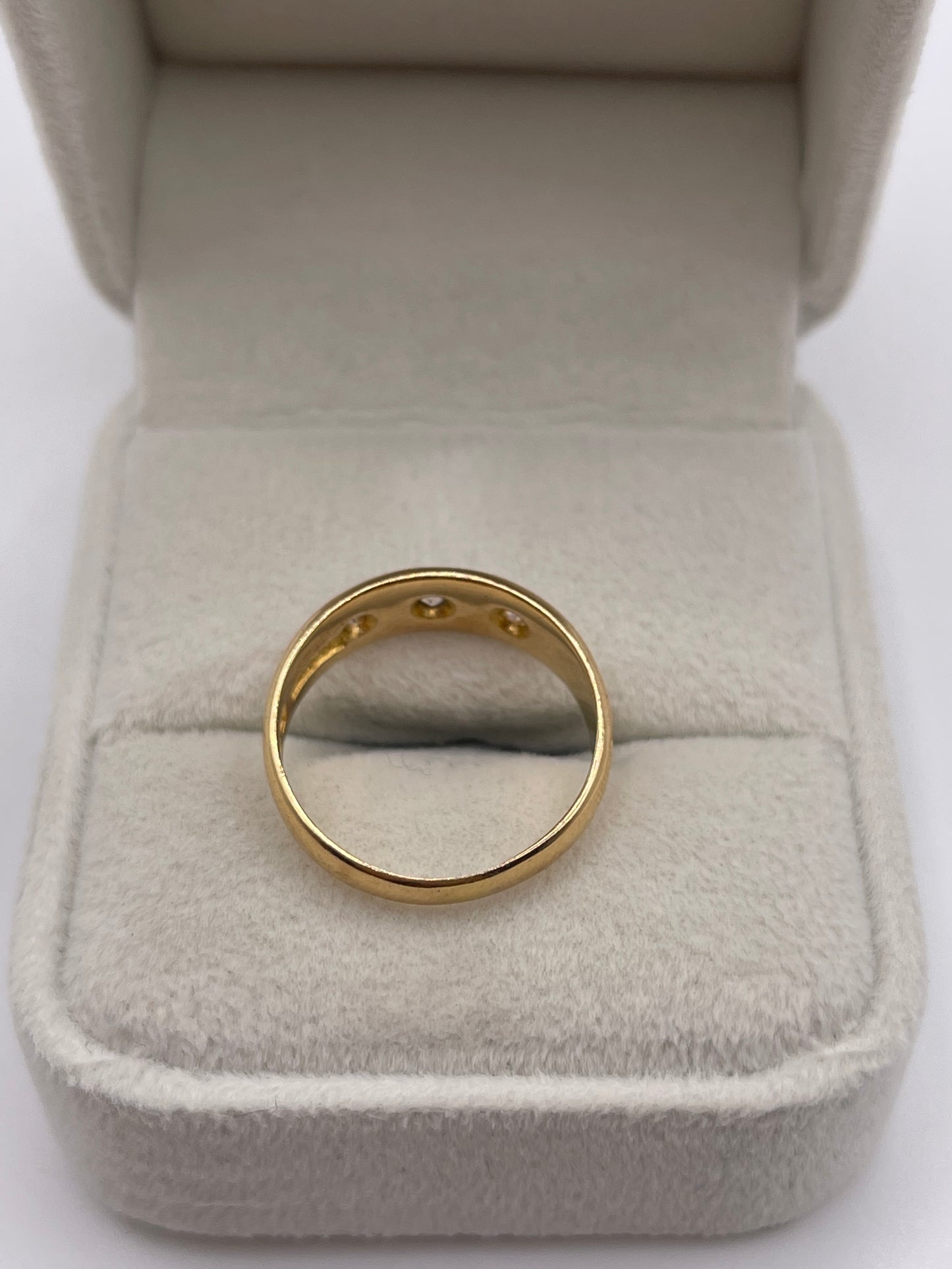 Antique 18ct gold diamond gypsy ring