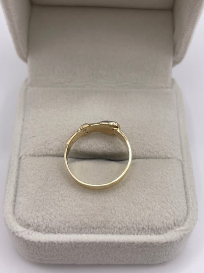 9ct gold cz buckle ring