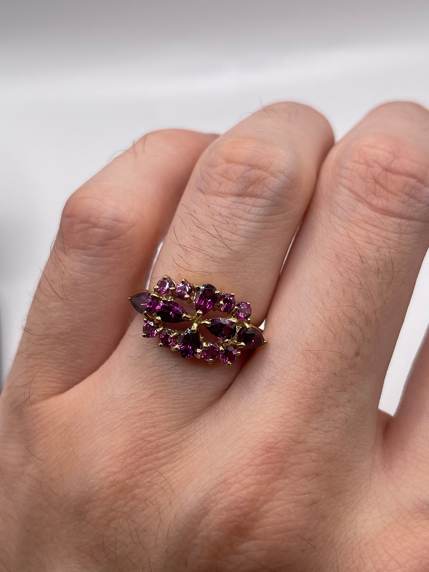 9ct gold almandine garnet cluster ring