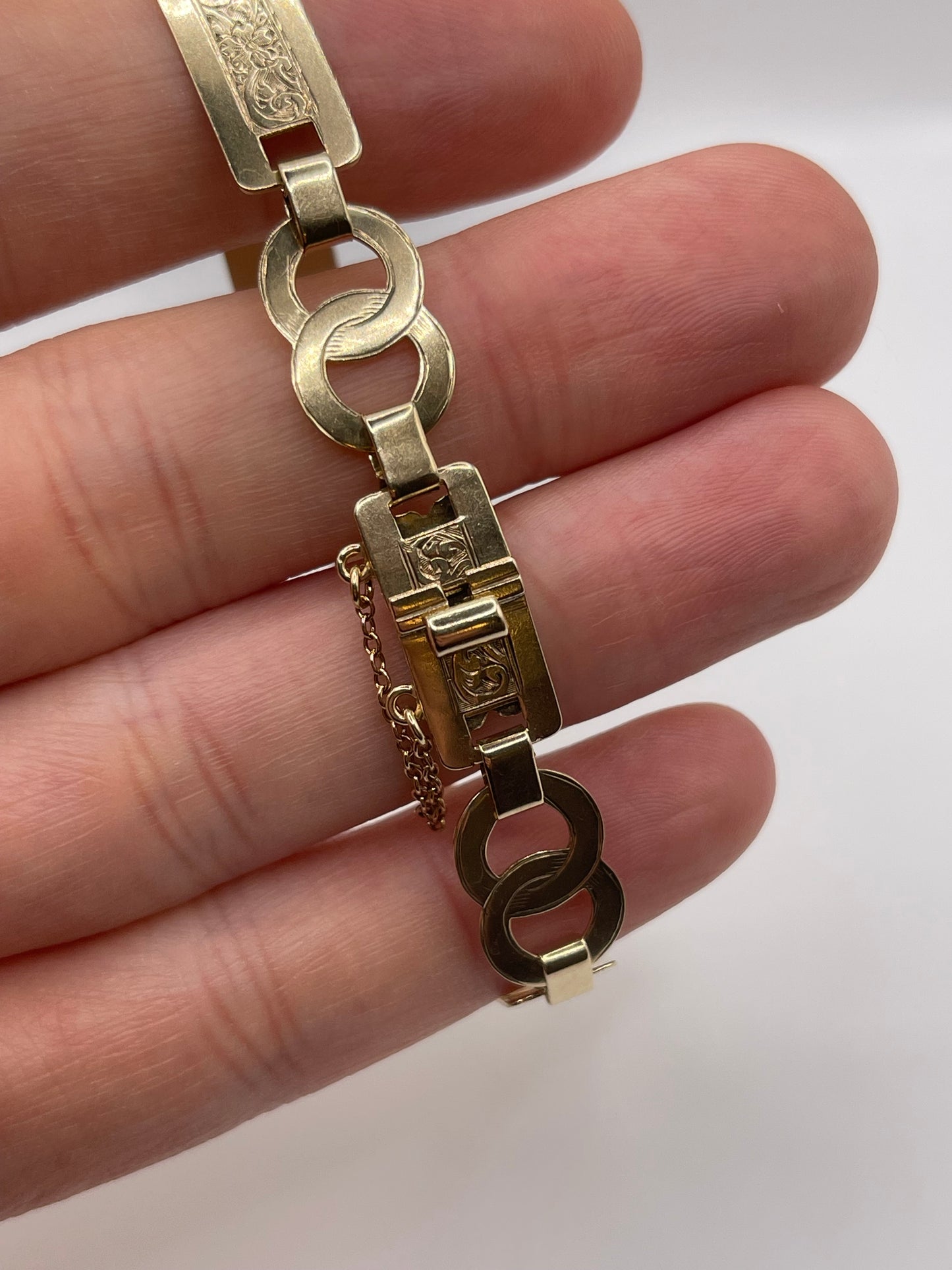 9ct gold bracelet