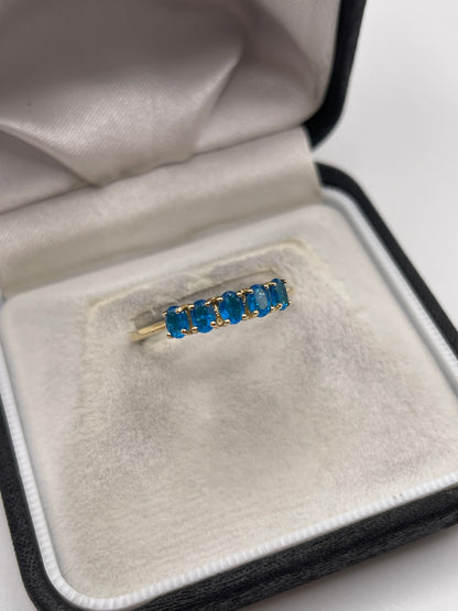 9ct gold blue apatite ring