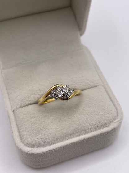 18ct gold diamond cluster ring