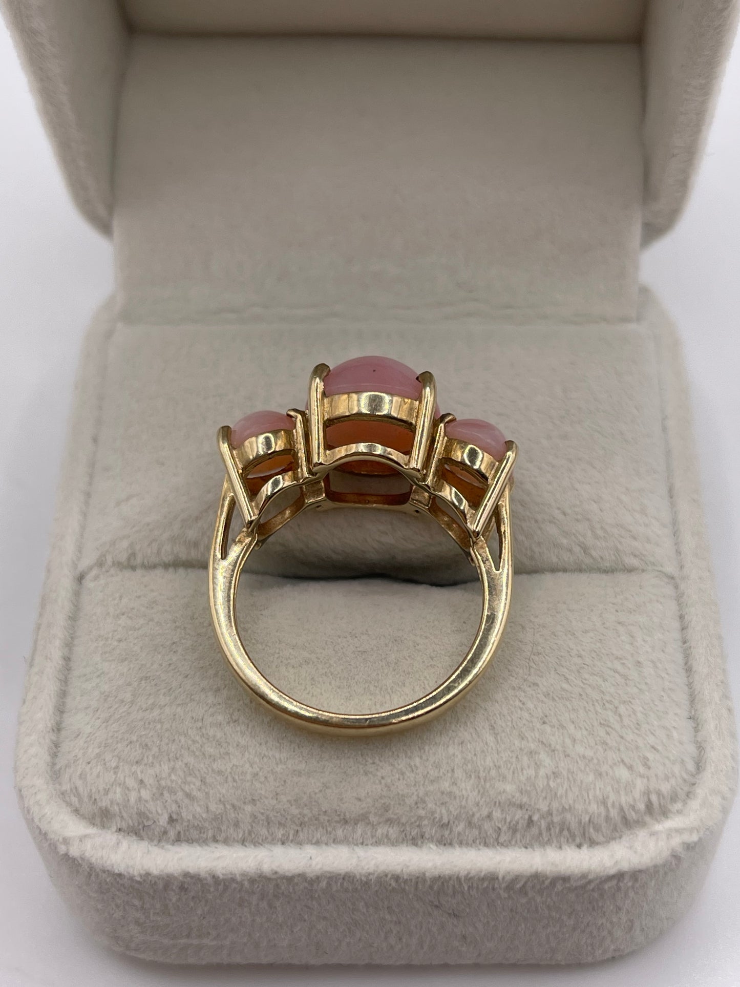 9ct gold pink opal ring