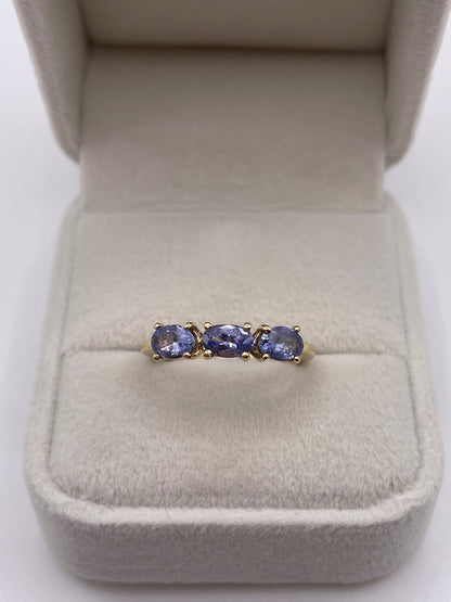 9ct gold tanzanite ring