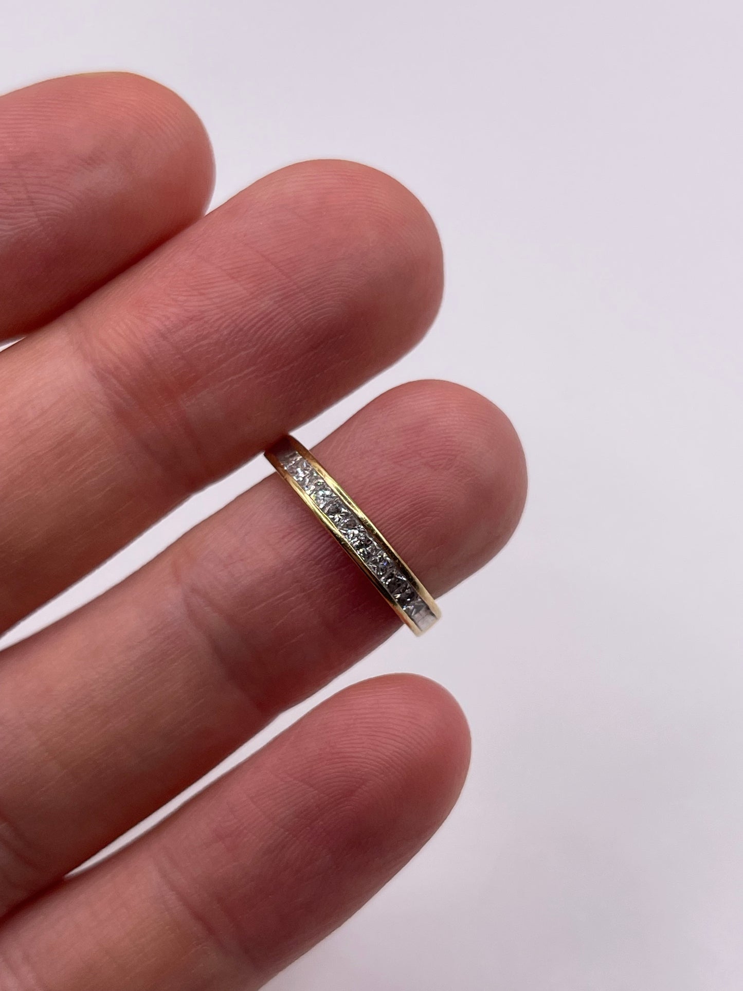 18ct gold diamond ring