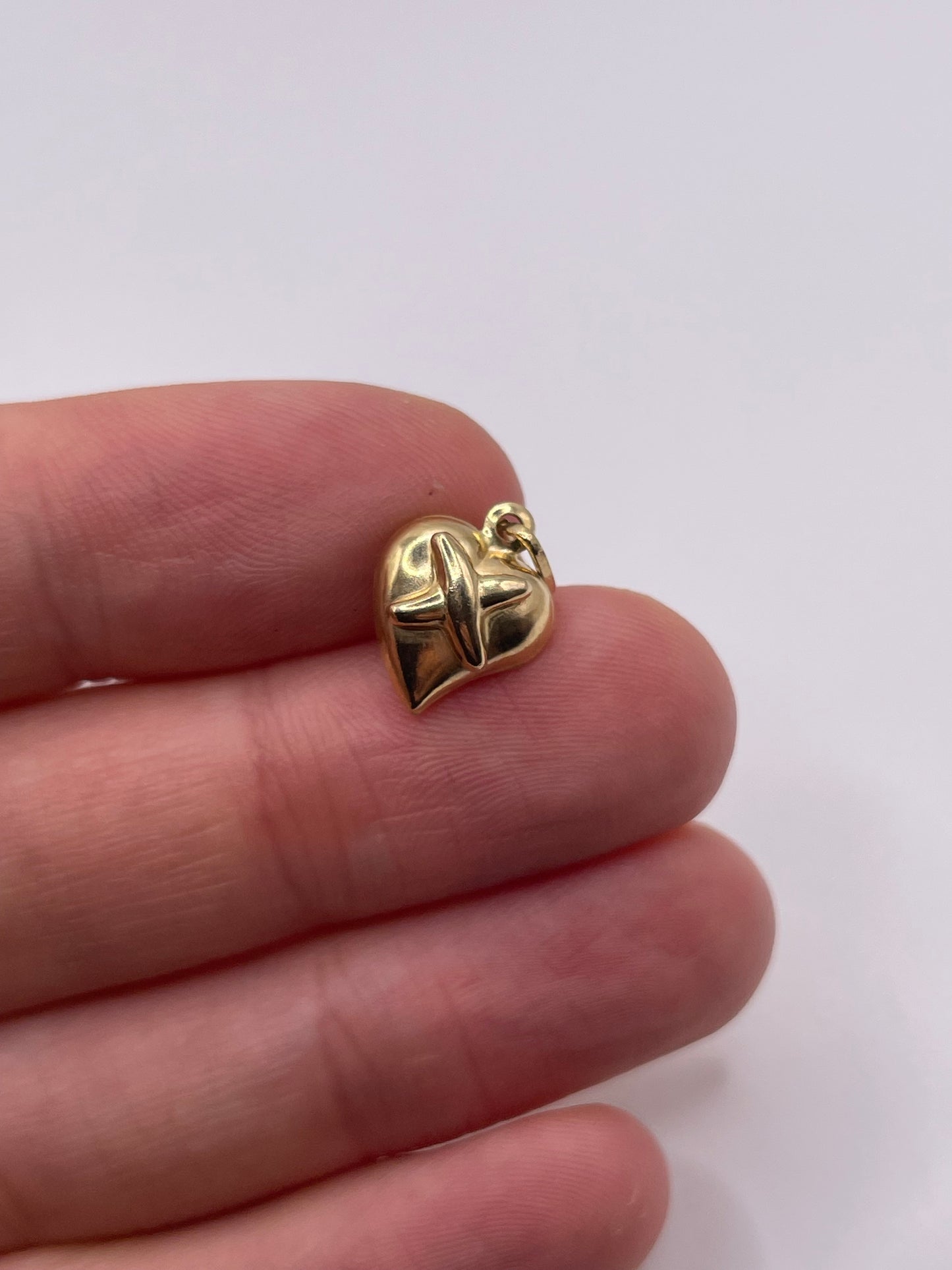 9ct gold heart charm