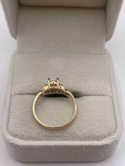 9ct gold opal and diamond ring