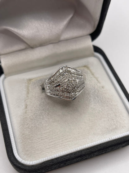 9ct white gold diamond cluster ring