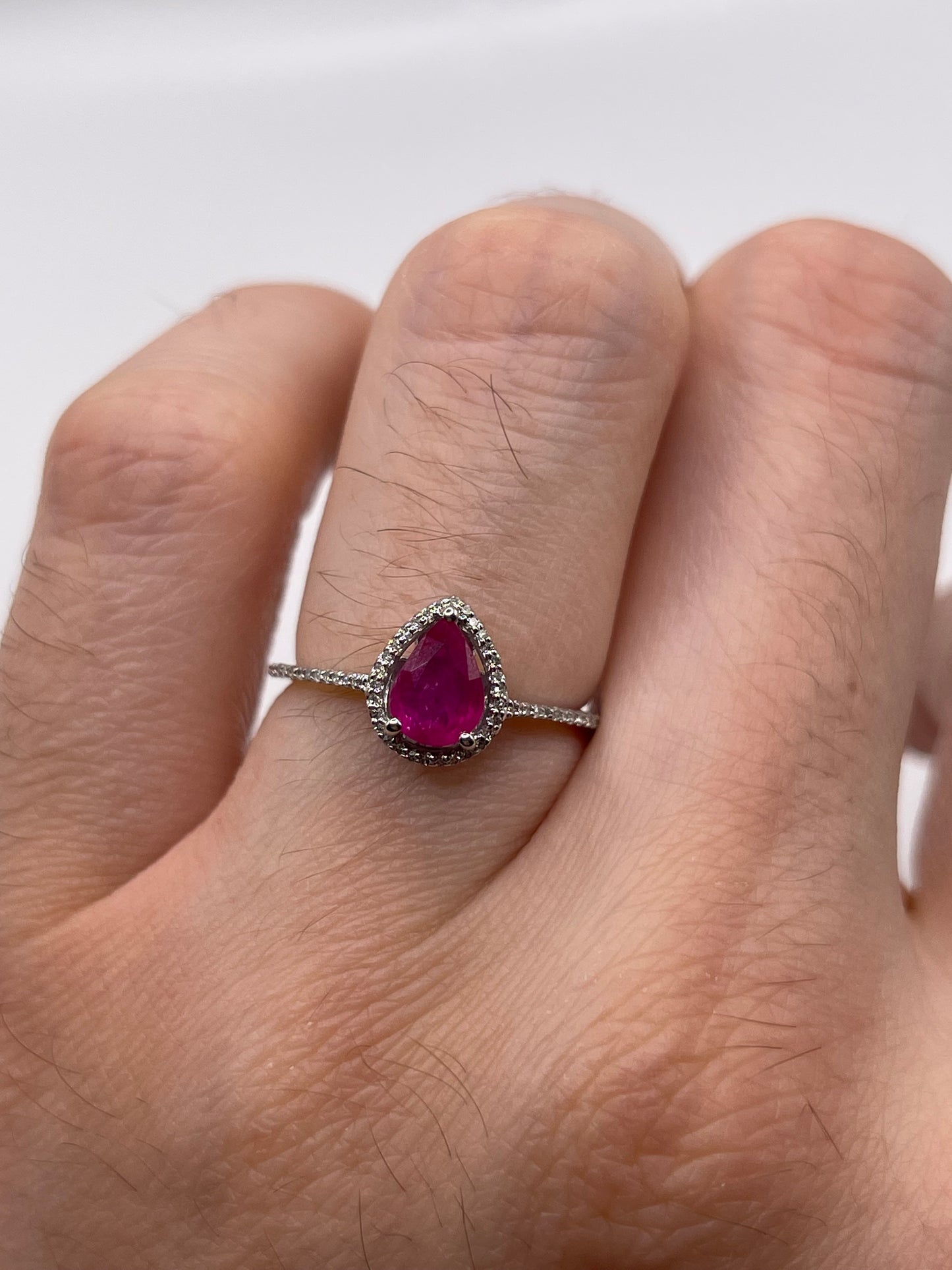 9ct white gold ruby and diamond ring