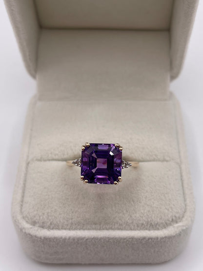 9ct gold amethyst and zircon ring