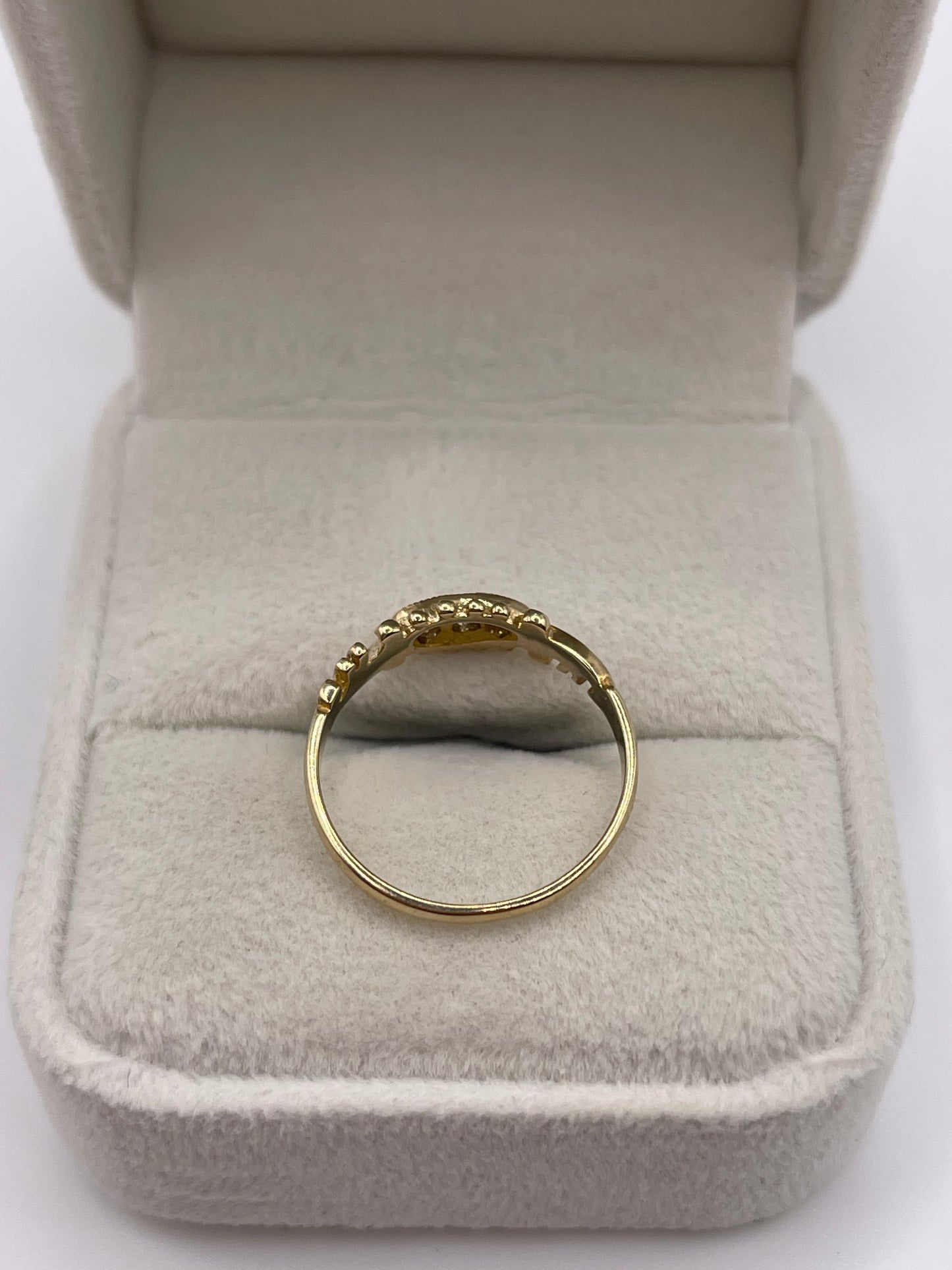 9ct gold diamond ring