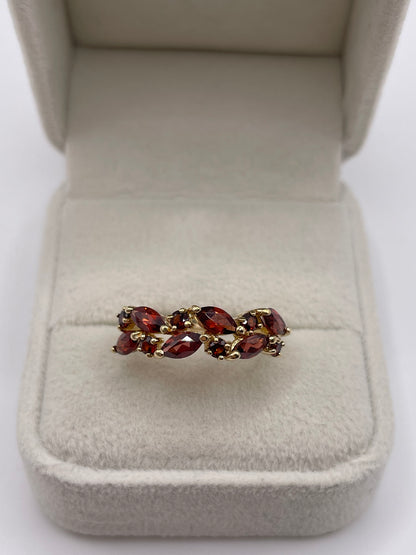 9ct gold garnet cluster ring