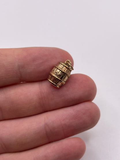 9ct gold barrel charm