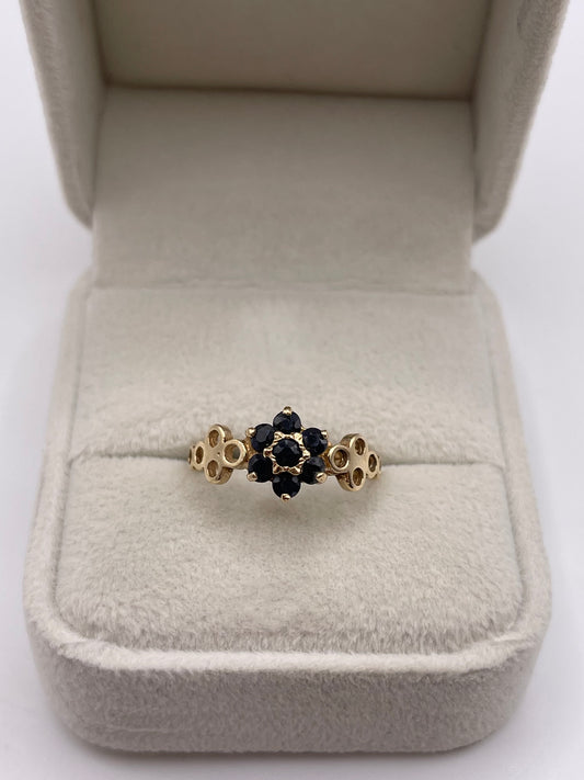 9ct gold sapphire cluster ring
