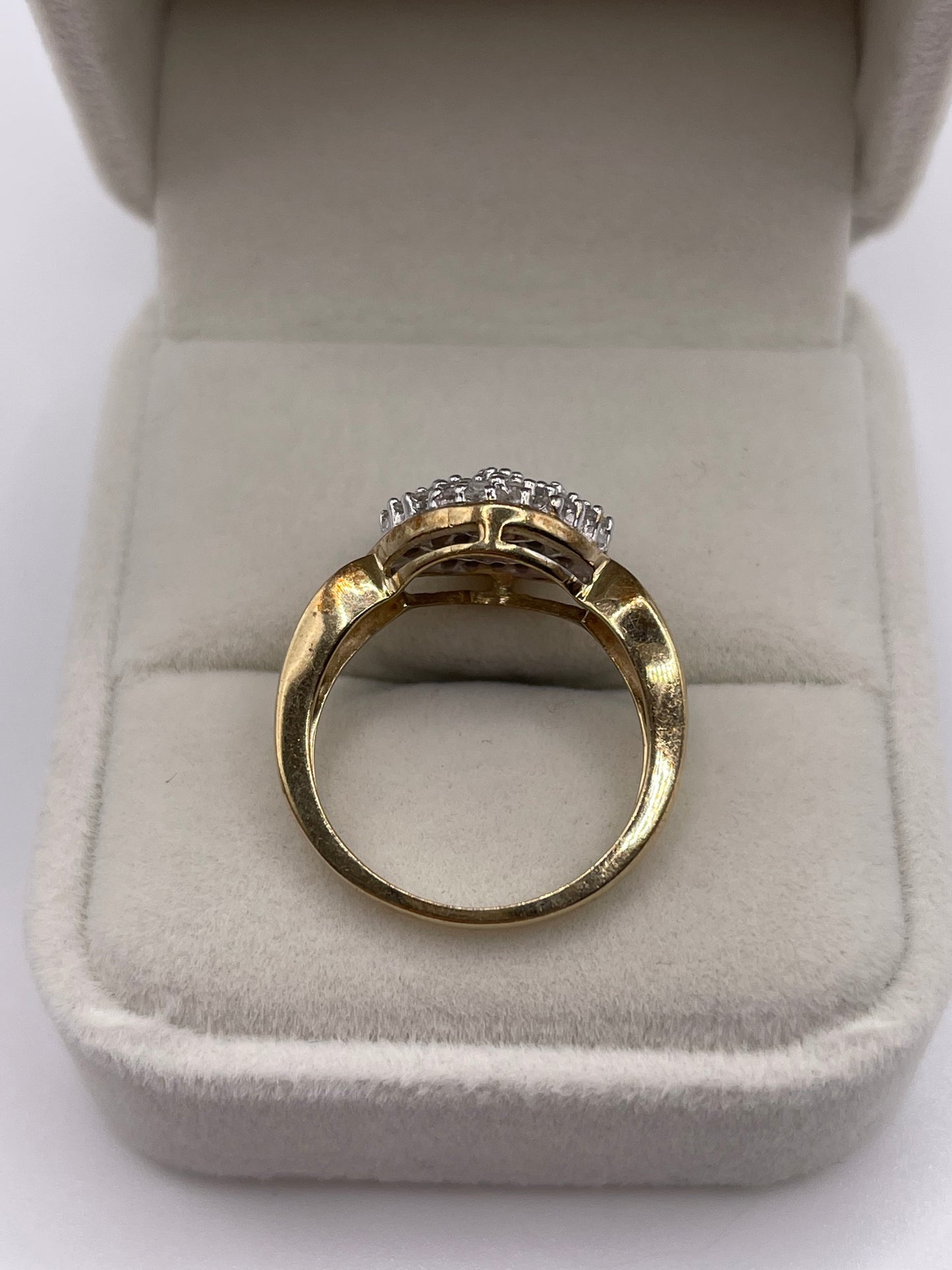 9ct gold diamond cluster ring