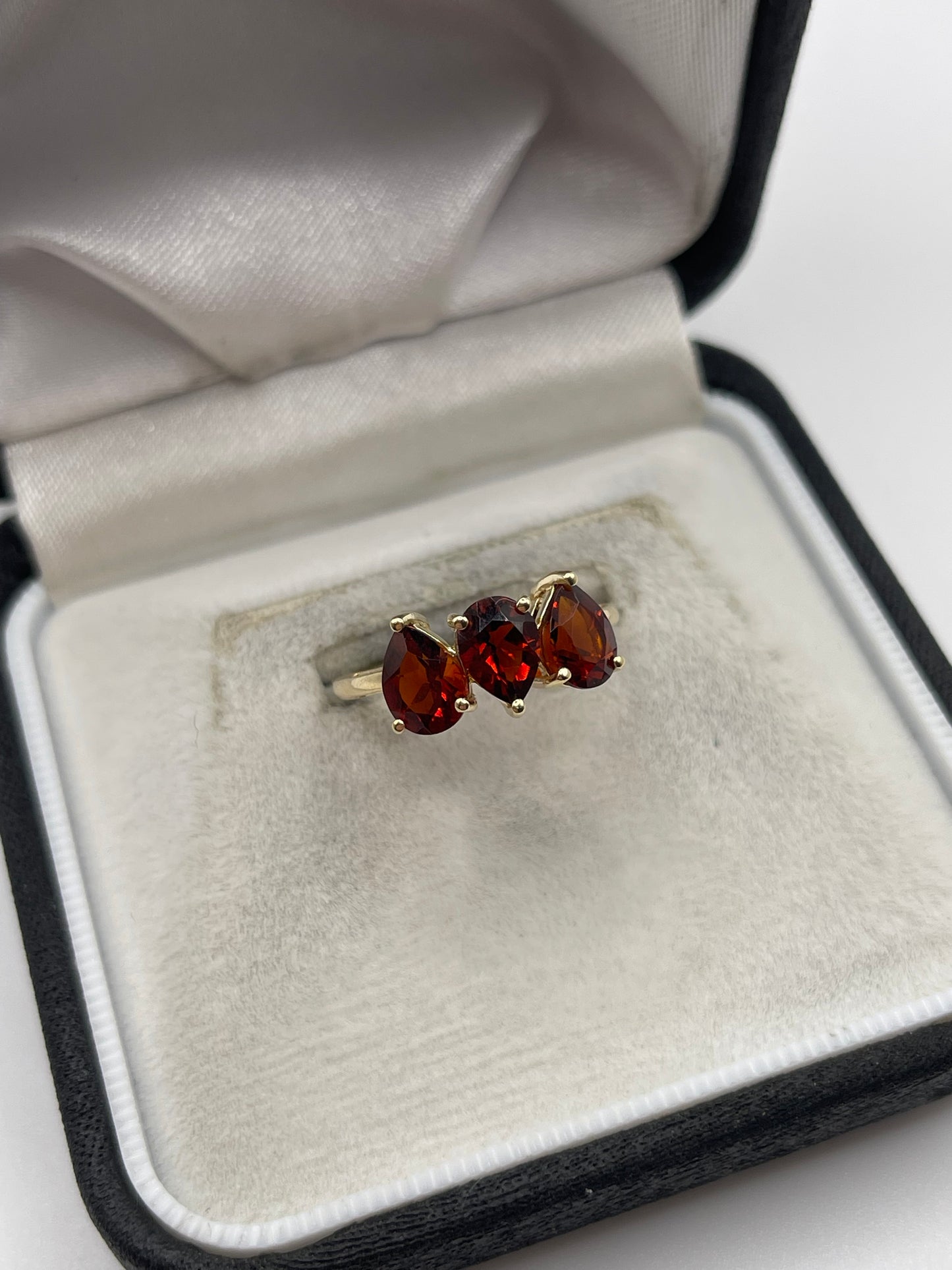 9ct gold mandarin garnet ring