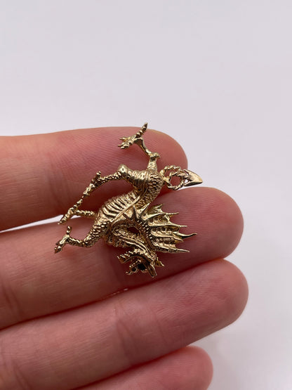 9ct gold garnet dragon pendant