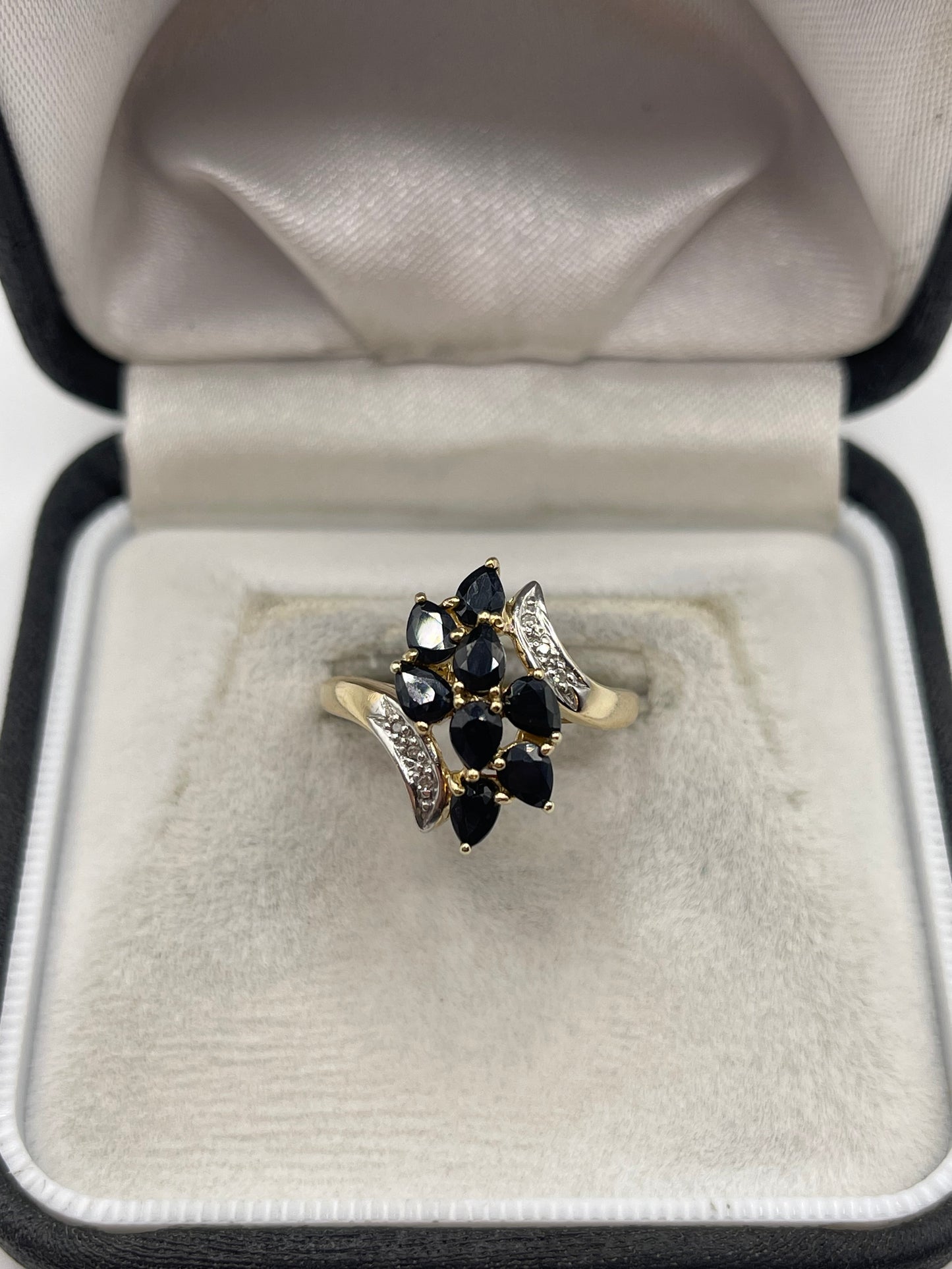 9ct gold sapphire and diamond ring