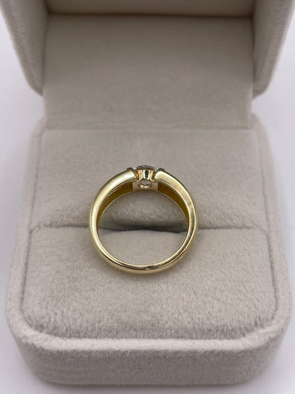 9ct gold cz ring