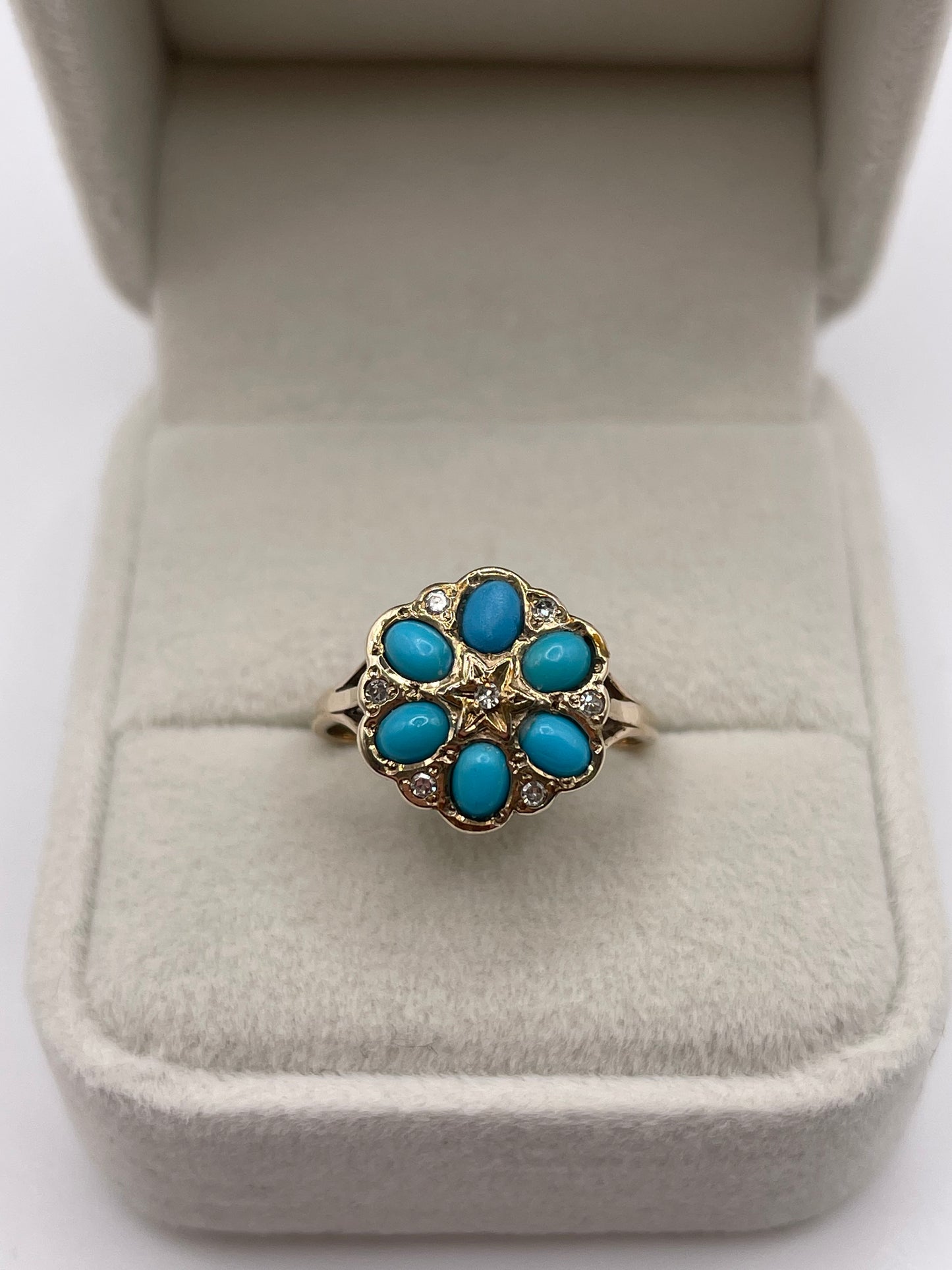 9ct gold turquoise and diamond ring